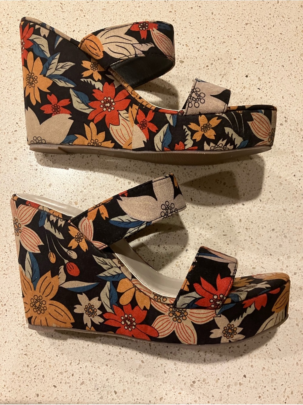 Wedge Platform Sandals with Multicolor Floral Print